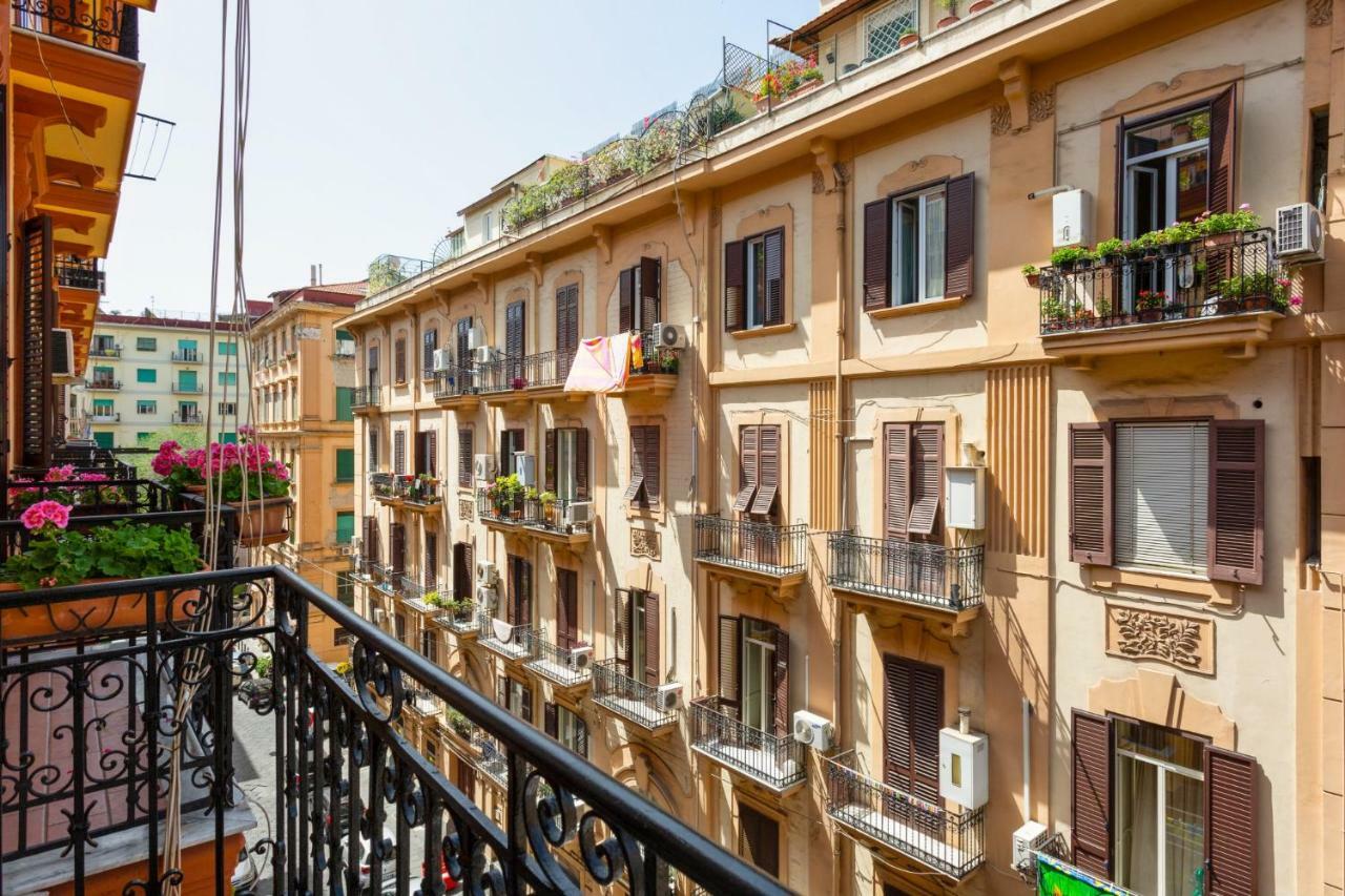 La Smorfia Napoli Apartment ภายนอก รูปภาพ